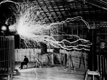 Nikola Tesla: Master of Lightning