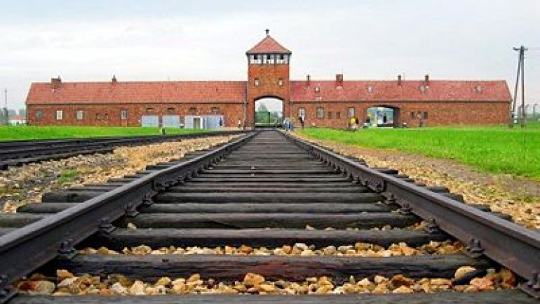 Auschwitz: The Nazi Final Solution