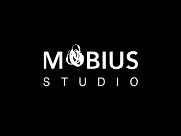 Mobius Shorts